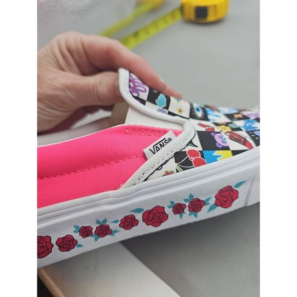 Vans Customs Classic Slip on Shoe Women's 8 Men's 6.5 Checkered Peace Roses New - Picture 8 of 9